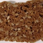 Белоруска пожаловалась на хлеб со спиртом