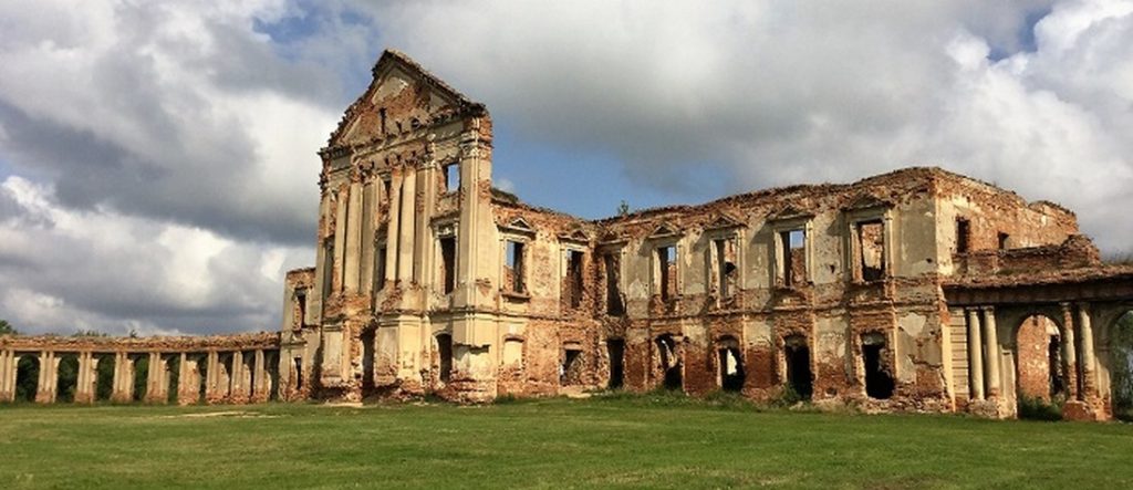Рэканструкцыя аднаго з самых славутых палацаў Беларусі будзе працягнута