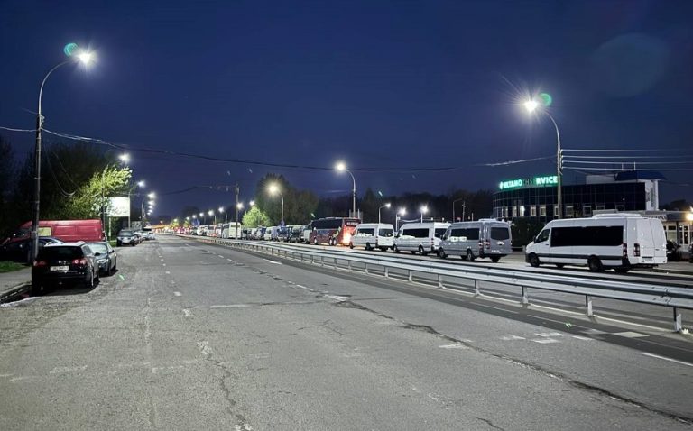Автобусы на границе в Польшу. Брест, 10 апреля 2024 года в 6 утра