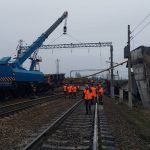 Разбирают завалы моста в Вязьме