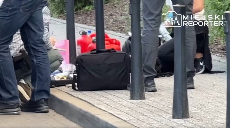 Во время обыска в машине из Беларуси изъяли различные предметы