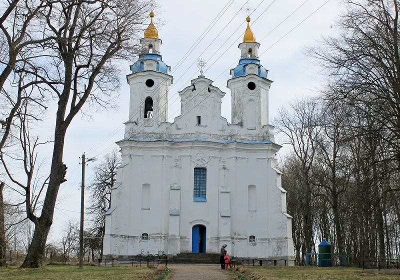 Церковь Святой Троицы в деревне Вольно