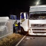 Белорусские сигареты кидали через забор в Польшу