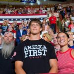 Сторонники Трампа на митинге в США