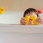 Ребенок ванная