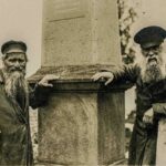 Одна из могил на старом еврейском кладбище в Барановичах