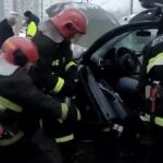 Спасатели деблокировали пострадавших в ДТП