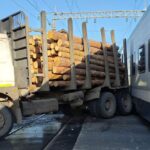 ДТП лесовоза и поезда в Жлобинском районе