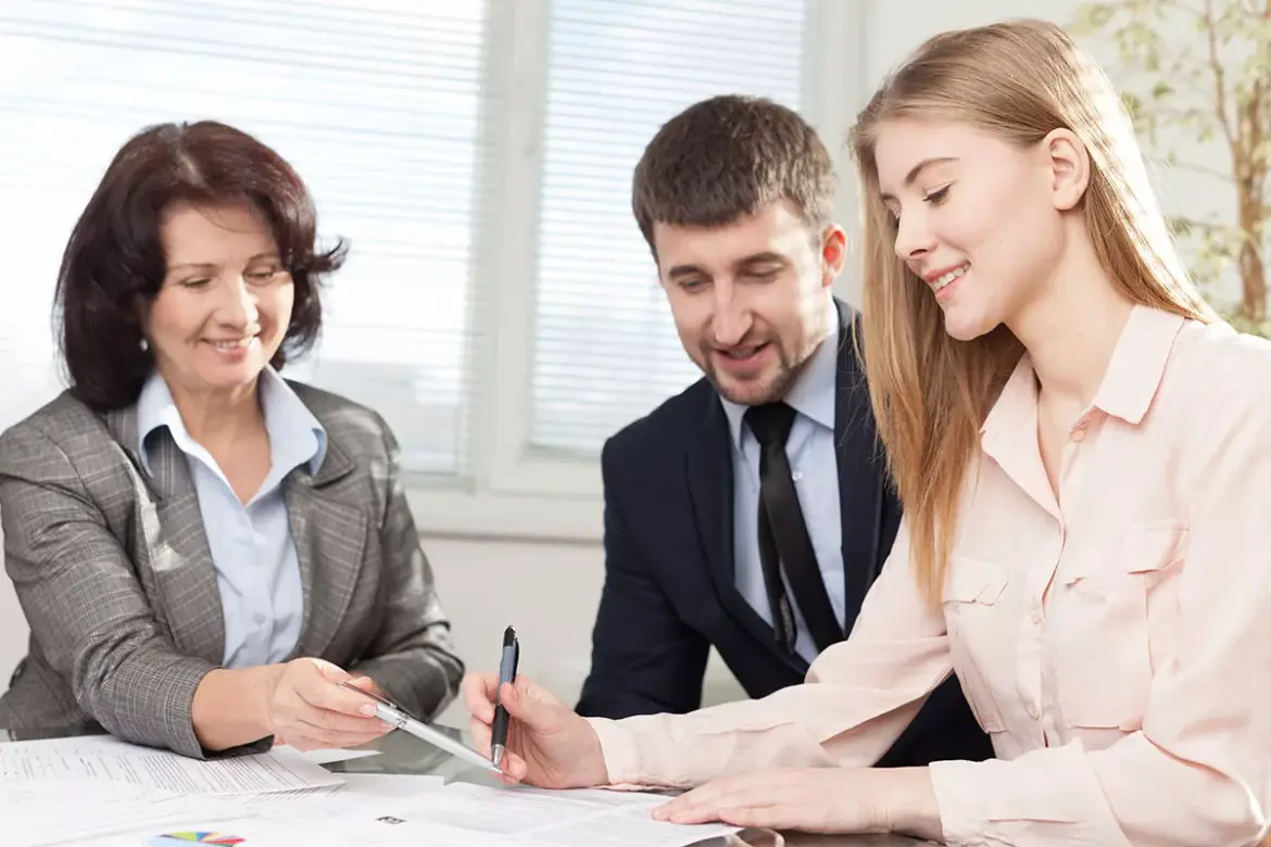 Акция 8 мая: нотариусы помогут бесплатно нотариусы бесплатно проведут прием