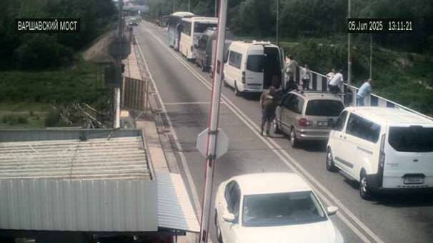 очередь на границе