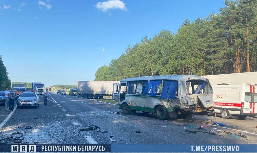 ДТП с автобусом на М1 в Берёзовском районе