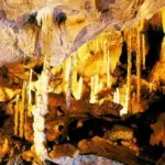 Пещеру Атта ежегодно посещают 200 000 человек