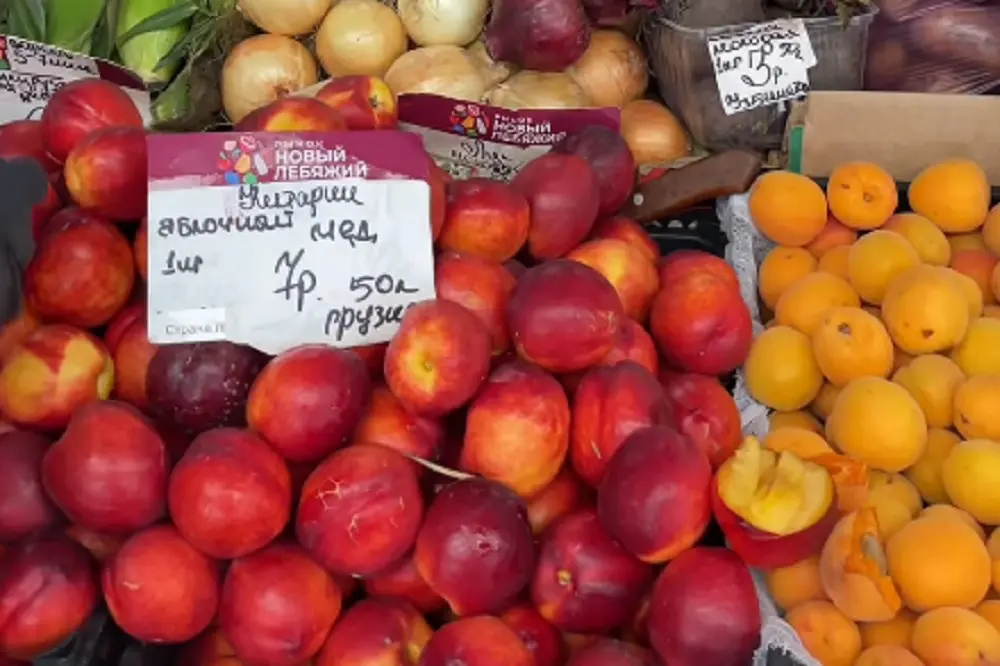 Зачем платить больше, если можно меньше? Цены на рынке в первый день августа Цены в Таборах 1 августа 2025