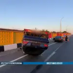 Мерседес оказался на крыше