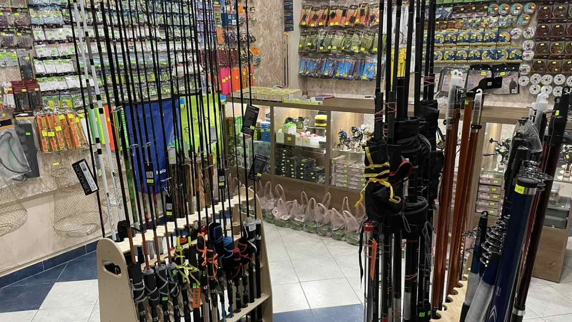 Минчанка получила штраф за отзыв о рыбацком магазине Рыболовный магазин