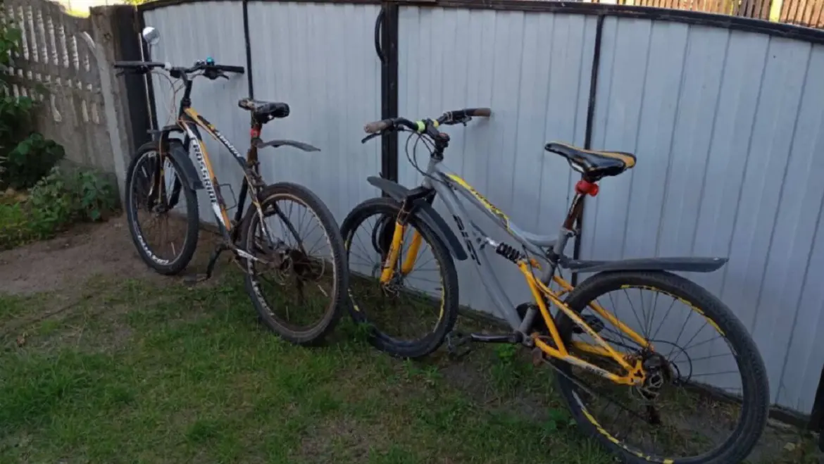 Украли велосипеды