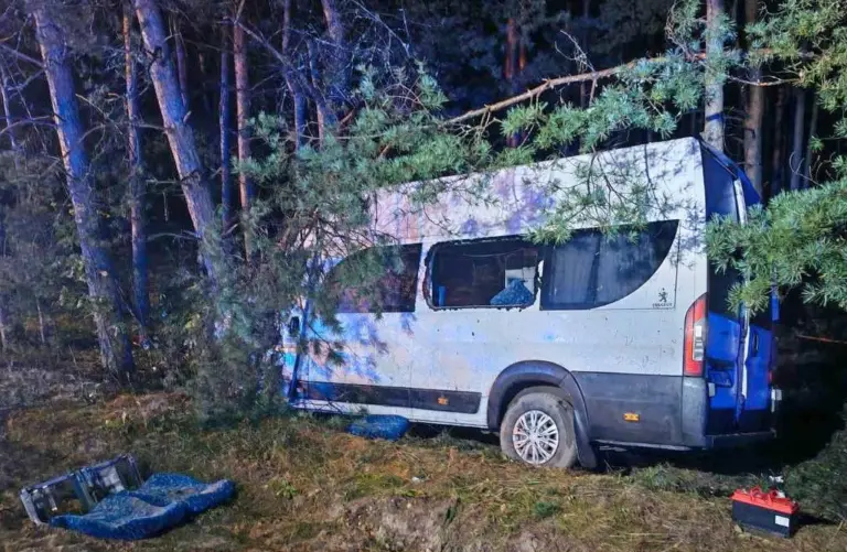 Авария с бусом