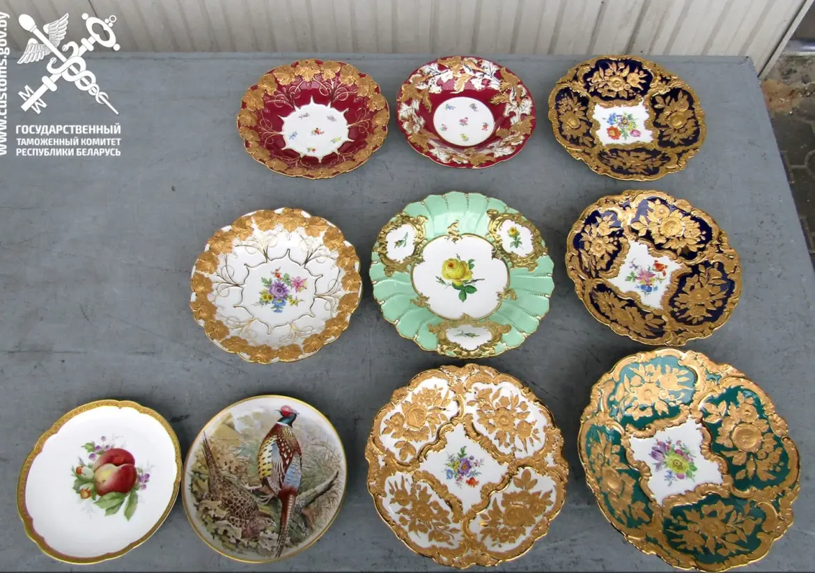 винтажные тарелки