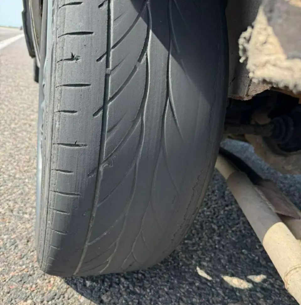 Шины на одном из авто