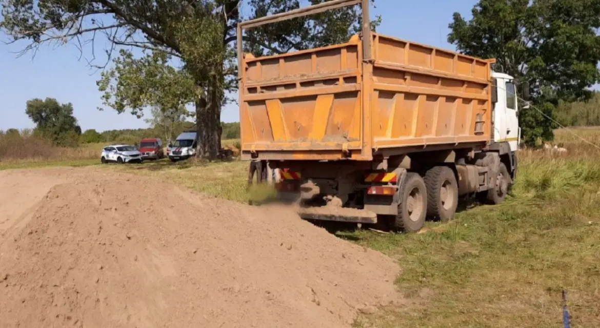 Водителя убило током