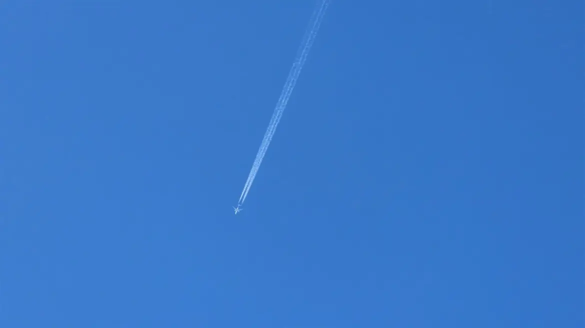 Латвия закрыла небо у границы с Беларусью и Россией Небо над Латвией