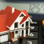 калькулятор и дом