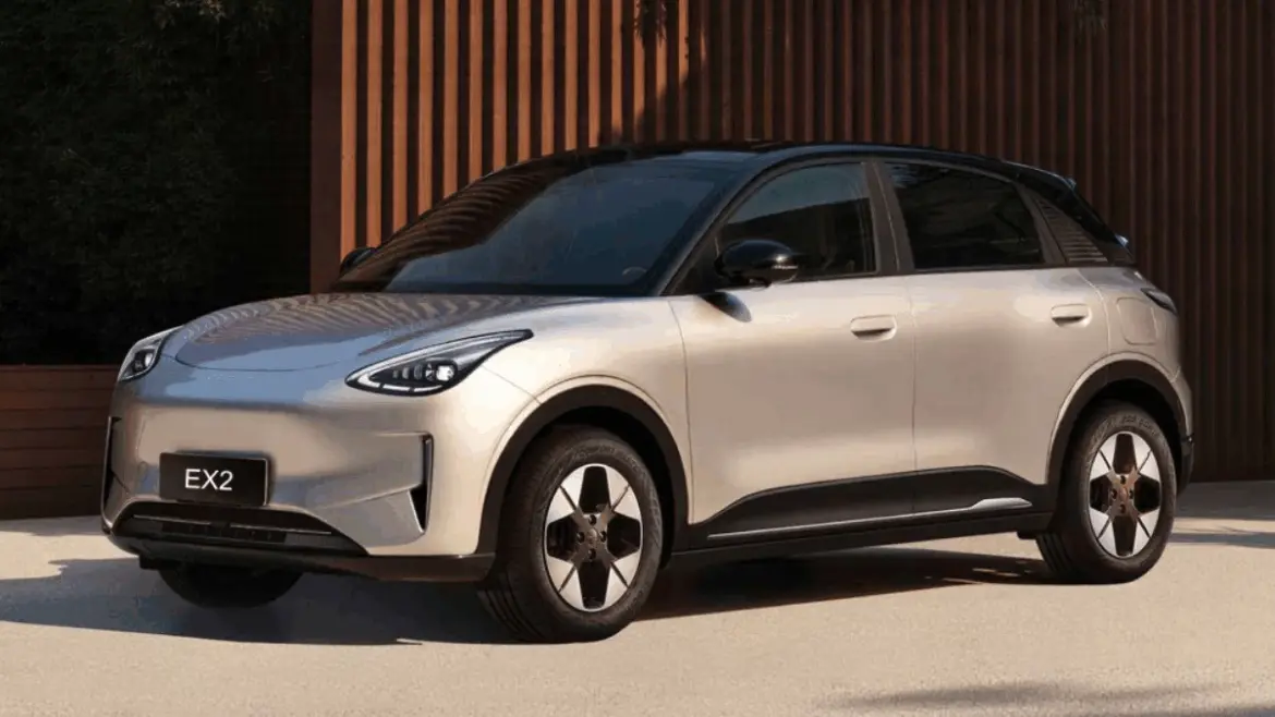 модель GEELY EX2