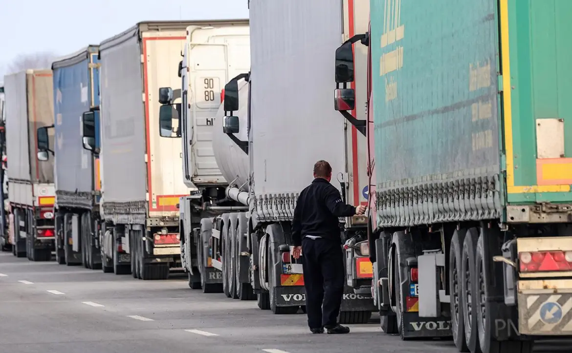 очередь из фур