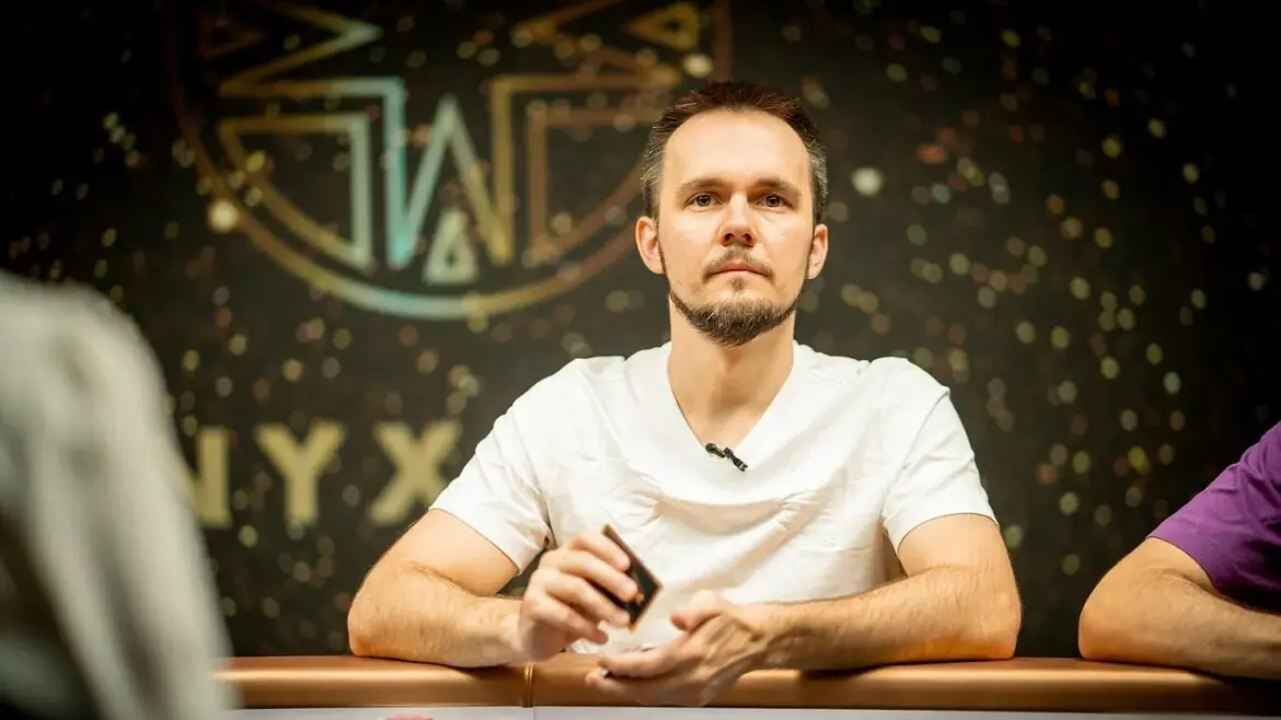 33-летний житель Могилёва заработал миллионы за 2 недели. Как он это сделал? покер