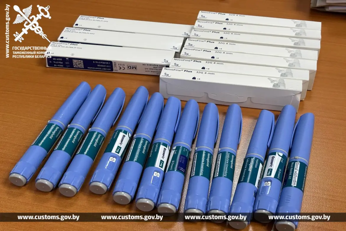 Шприцы под курткой, ножи за магнитолой