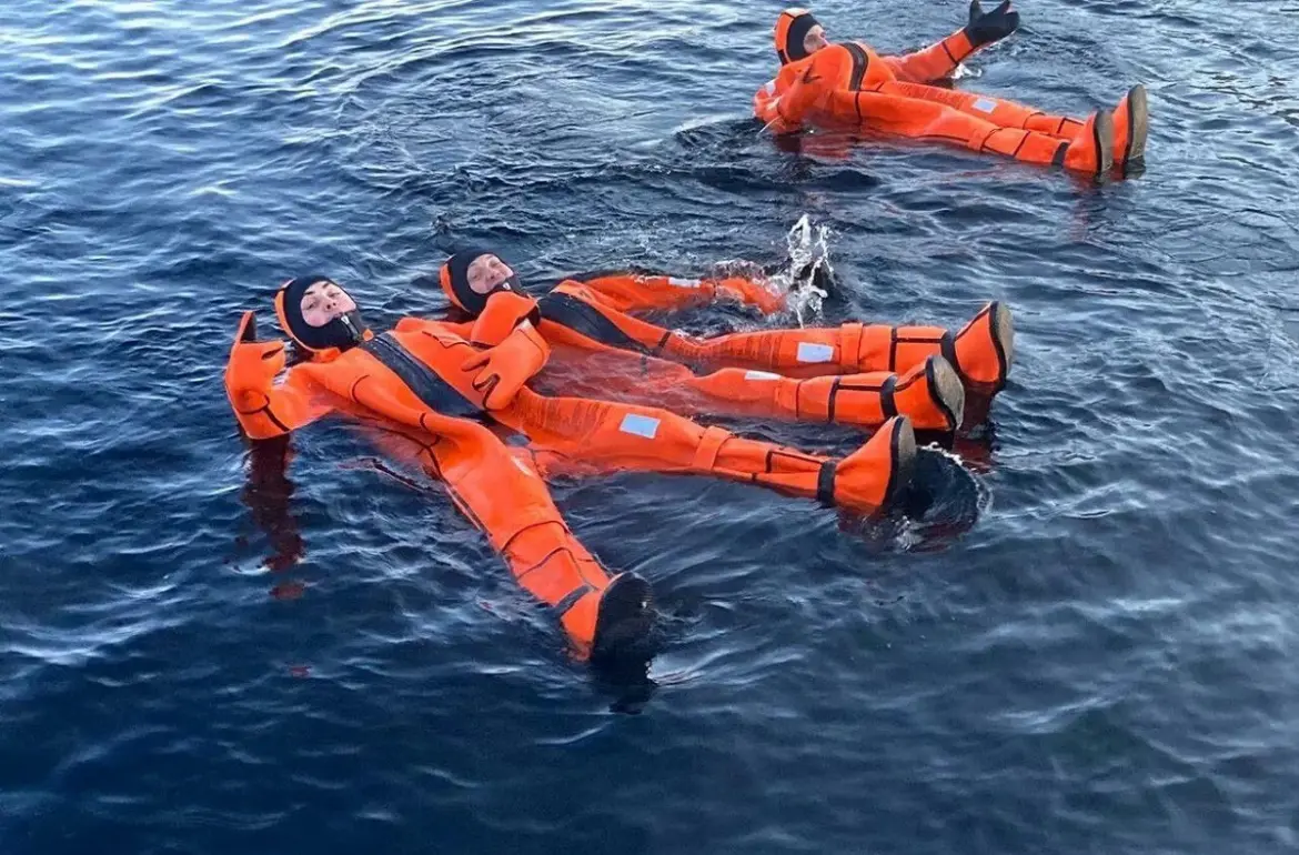 В Мурманской области белоруску унесло в море флоатинг