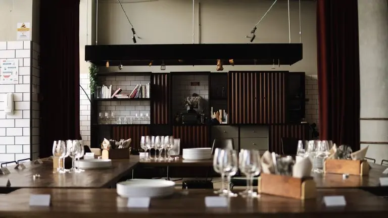 кулинарные мастер-классы в Лиссабоне общий стол и дегустация блюд