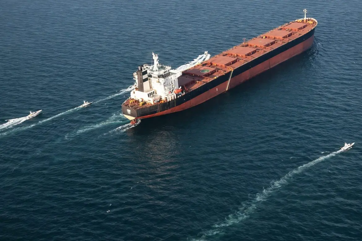 «Откройте пролив или будете жить в аду» — Трамп дал Ирану 48 часов Ормузский пролив