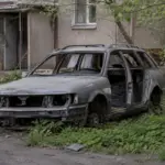 брошенный автомобиль