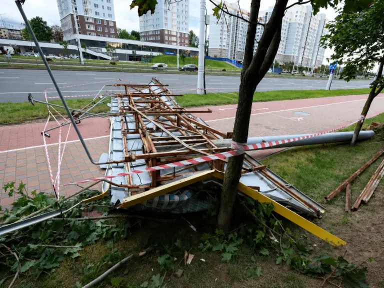 Из-за циклона «Приска» без света остались больше 120 населённых пунктов Гродненщины непогода Гродно