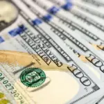 Клиенты банков столкнутся с изменениями вкладов и тарифов в октябре